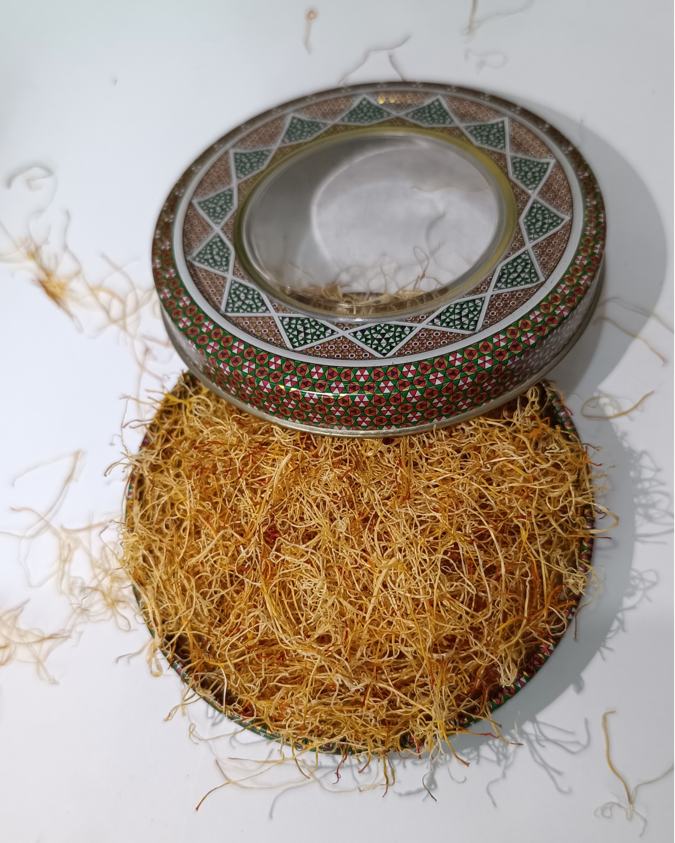 ریشه زعفران